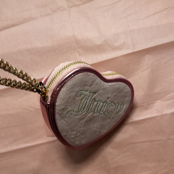 Juicy Couture Pink and White Heart Wristlet - Picture 8 of 11